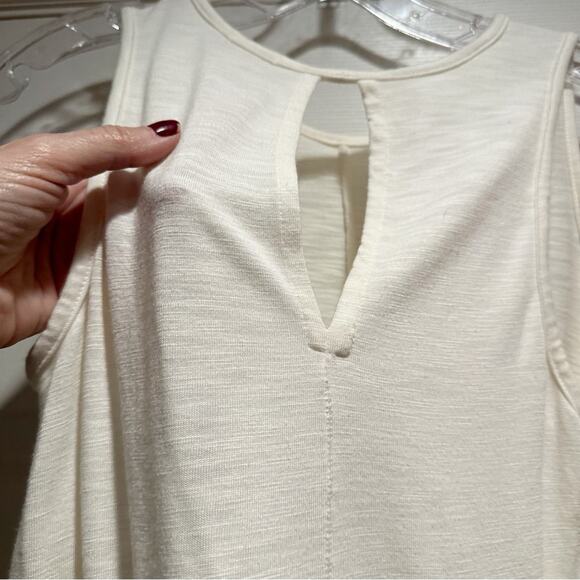 J Crew Drapey Tank Top Silky Hem Ivory Sleeveless Summer Shirt Solid SMALL C8031 - Picture 7 of 13